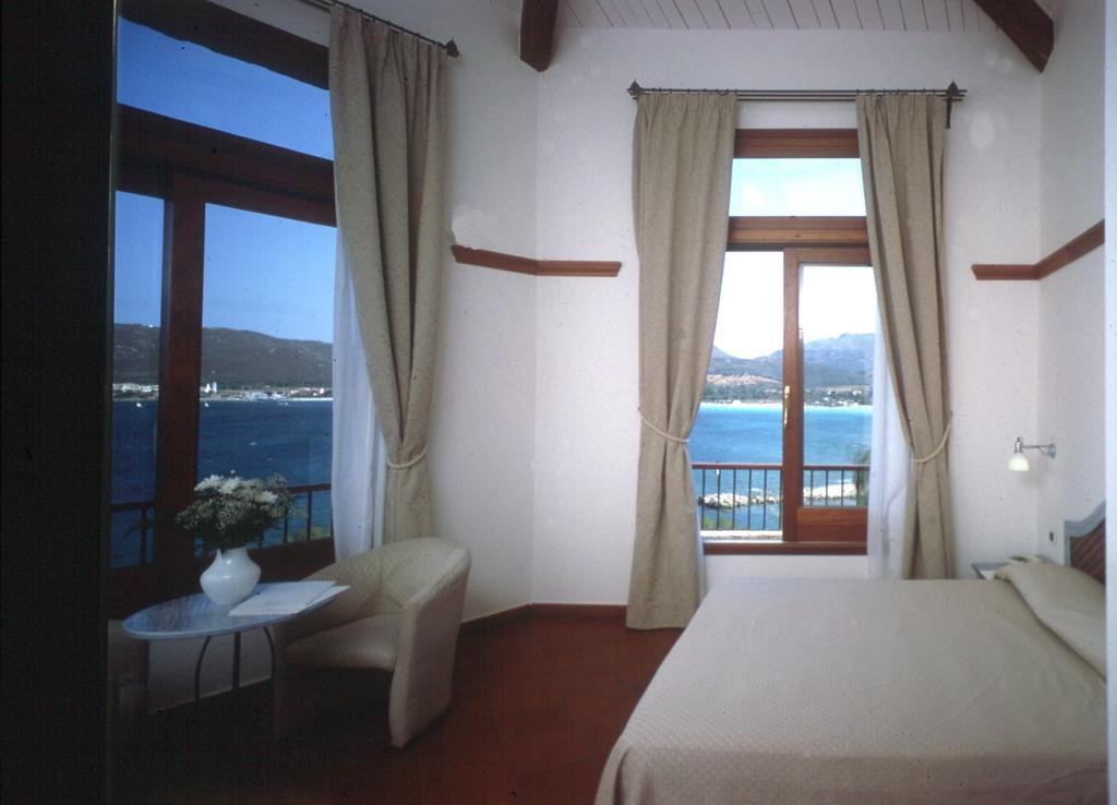 Hotel Palumbalza Порто Ротондо Екстериор снимка